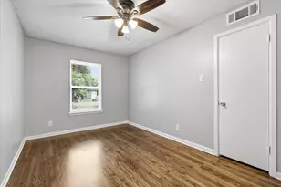 2129 Gaylord Dr, Dallas, TX 75227 - Photo 25