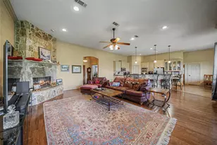 130 Aledo Grove Ct, Fort Worth, TX 76126 - Photo 5
