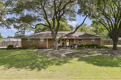 109 Spring Hill Road, Red Oak, TX 75154 - Photo 1