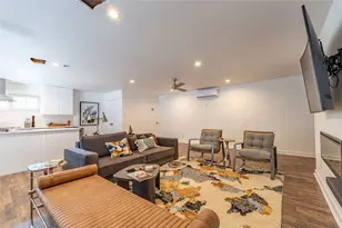 2134 Lucas Dr, Dallas, TX 75219 - Photo 25