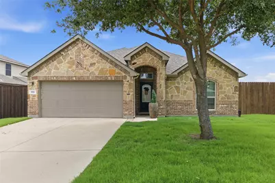 800 Silverthorne Drive, Burleson, TX 76028 - Photo 1