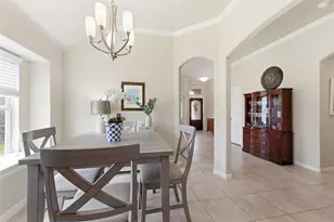 800 Silverthorne Dr, Burleson, TX 76028 - Photo 13