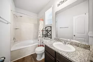 3606 Kings Dr, Ennis, TX 75119 - Photo 11