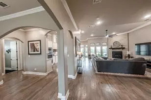 105 Woodlot Ln, Azle, TX 76020 - Photo 3
