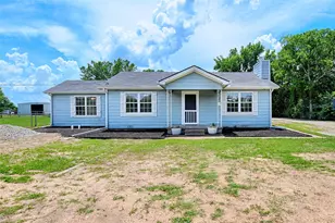 2619 E Seagoville Rd, Seagoville, TX 75159 - Photo 1
