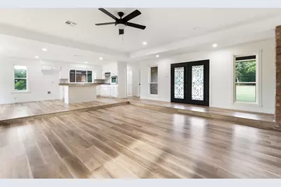 216 N Stovall Drive, Robinson, TX 76706 - Photo 9