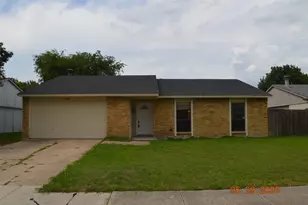 5225 Worley Dr, The Colony, TX 75056 - Photo 1
