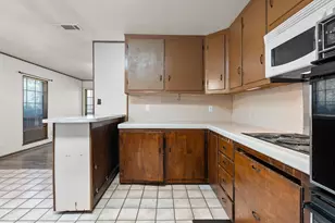 373 Ingred St, Waco, TX 76705 - Photo 11