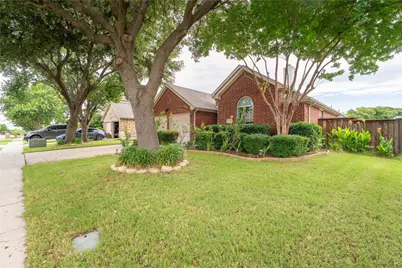 2324 Crestridge Drive, Little Elm, TX 75068 - Photo 3
