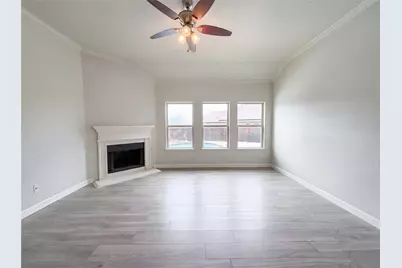 325 Pin Cushion Trail, Burleson, TX 76028 - Photo 3