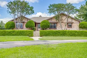 3503 Red Bud Dr, Weatherford, TX 76087 - Photo 3