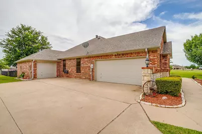 709 Lonesome Prairie Trail, Haslet, TX 76052 - Photo 27