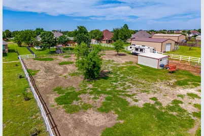 709 Lonesome Prairie Trail, Haslet, TX 76052 - Photo 7