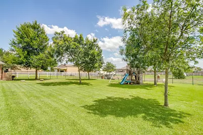 709 Lonesome Prairie Trail, Haslet, TX 76052 - Photo 29