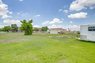 709 Lonesome Prairie Trail, Haslet, TX 76052 - Photo 35