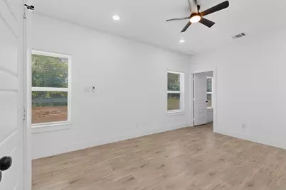 118 Mark Street #D, Sulphur Springs, TX 75482 - Photo 7