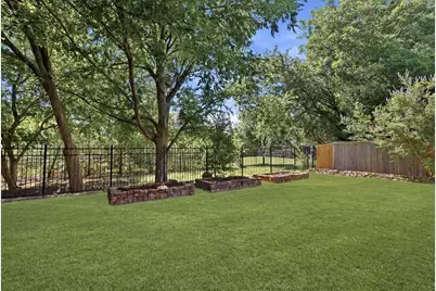 800 Mayberry Drive, McKinney, TX 75071 - Photo 33