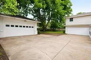 210 Murray Ln, Richardson, TX 75080 - Photo 29