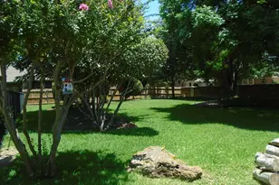 5949 River Bend Dr, Benbrook, TX 76132 - Photo 9