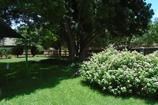 5949 River Bend Dr, Benbrook, TX 76132 - Photo 29