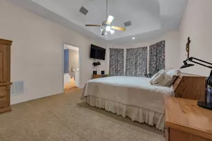 4622 Devonshire Dr, Grand Prairie, TX 75052 - Photo 13