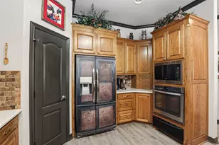 8904 Woodlawn Dr, Granbury, TX 76049 - Photo 29