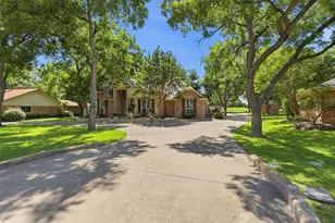 8904 Woodlawn Dr, Granbury, TX 76049 - Photo 3