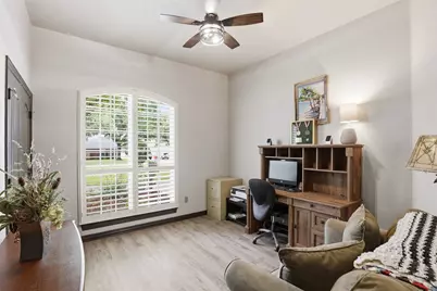 8904 Woodlawn Drive, Granbury, TX 76049 - Photo 11