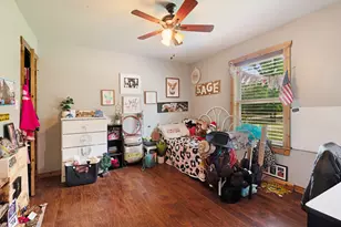 285 5th St NE, Bogata, TX 75417 - Photo 13