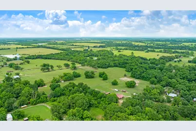 285 5th Street NE, Bogata, TX 75417 - Photo 33