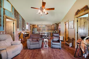 285 5th St NE, Bogata, TX 75417 - Photo 5