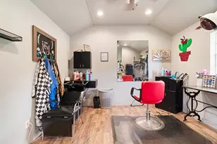 285 5th St NE, Bogata, TX 75417 - Photo 21
