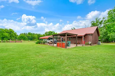 285 5th Street NE, Bogata, TX 75417 - Photo 17
