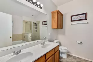 1641 Knight Trail, Little Elm, TX 75036 - Photo 17