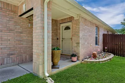 1641 Knight Trail, Little Elm, TX 75036 - Photo 3