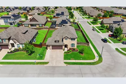 2000 Maplewood Drive, Glenn Heights, TX 75154 - Photo 33