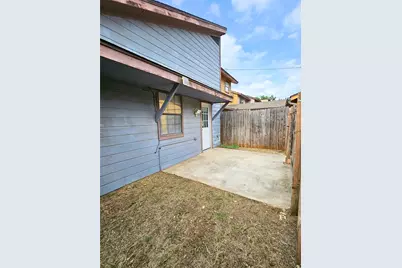 1124 Kathy Lane, Lewisville, TX 75067 - Photo 25