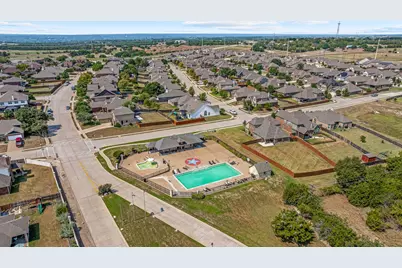 1544 Signature Drive, Weatherford, TX 76087 - Photo 35
