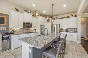 1544 Signature Dr, Weatherford, TX 76087 - Photo 3
