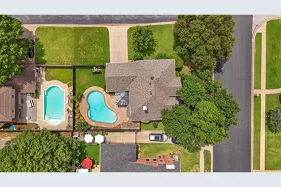 525 Springhill Drive, Hurst, TX 76054 - Photo 33