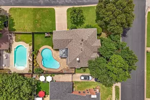 525 Springhill Dr, Hurst, TX 76054 - Photo 33