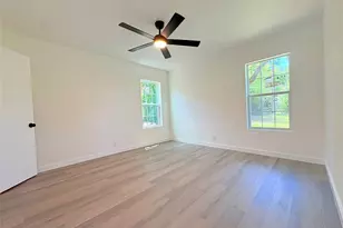 1322 3rd St, Graham, TX 76450 - Photo 25