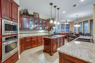 2620 Waters Edge Dr, Grand Prairie, TX 75054 - Photo 9