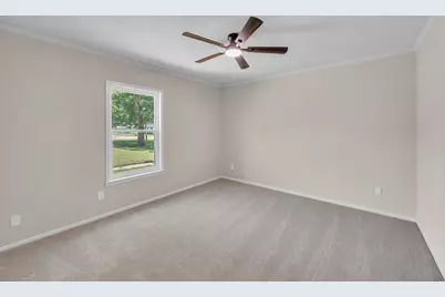 102 S Avenue Q, Clifton, TX 76634 - Photo 5