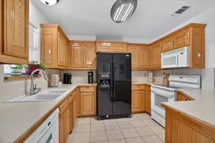 1801 Rayna Dr, Weatherford, TX 76086 - Photo 9