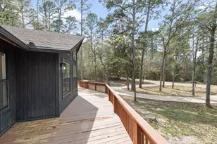 284 Pleasant Hill Ln, Holly Lake Ranch, TX 75765 - Photo 9