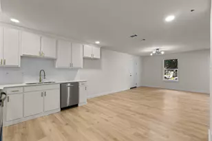 3203 Reynolds Ave, Dallas, TX 75223 - Photo 13