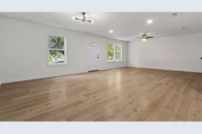 3203 Reynolds Avenue, Dallas, TX 75223 - Photo 9