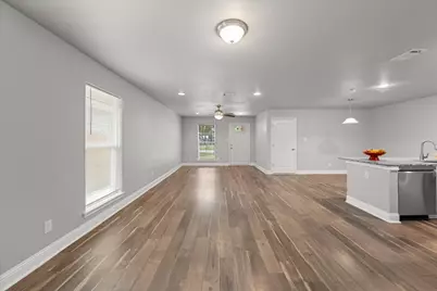438 Sabine Avenue, Cleburne, TX 76031 - Photo 7