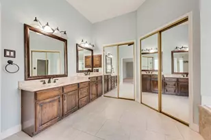 2912 Shadow Oak Ct, Flower Mound, TX 75028 - Photo 23